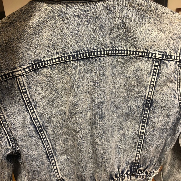 Alice + Olivia cropped boyfriend jeans jacket - Picture 7 of 7